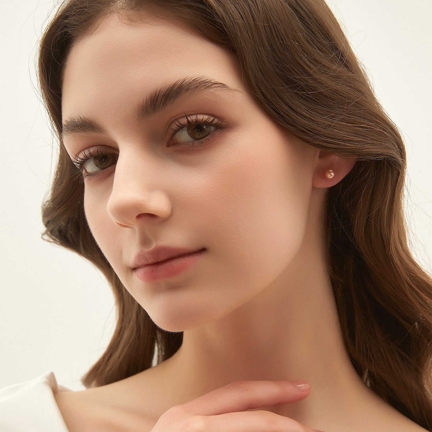 5mm pink pearls, pink pearl earrings, classic pearl earrings, pearl stud earrings, earrings in pink, gold earrings, 925 sterling silver posts, pearl bridal earrings