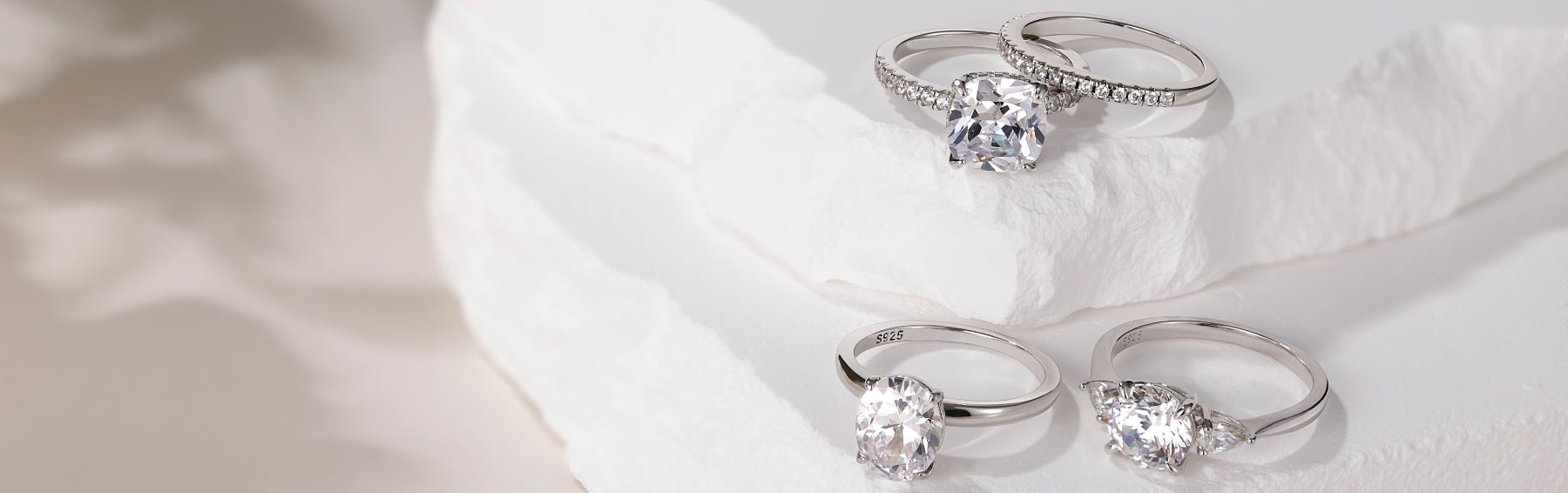 Top 6 Travel-Friendly Wedding Bands for Summer Brides