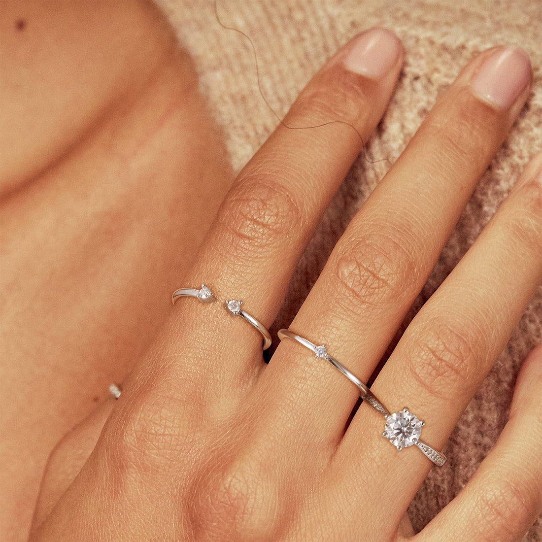 moissanite travel rings, round cut engagement rings, moissanite ring, moissanite wedding rings, affordable moissanite engagement rings, moissanite promise ring, 1ct moissanite rings