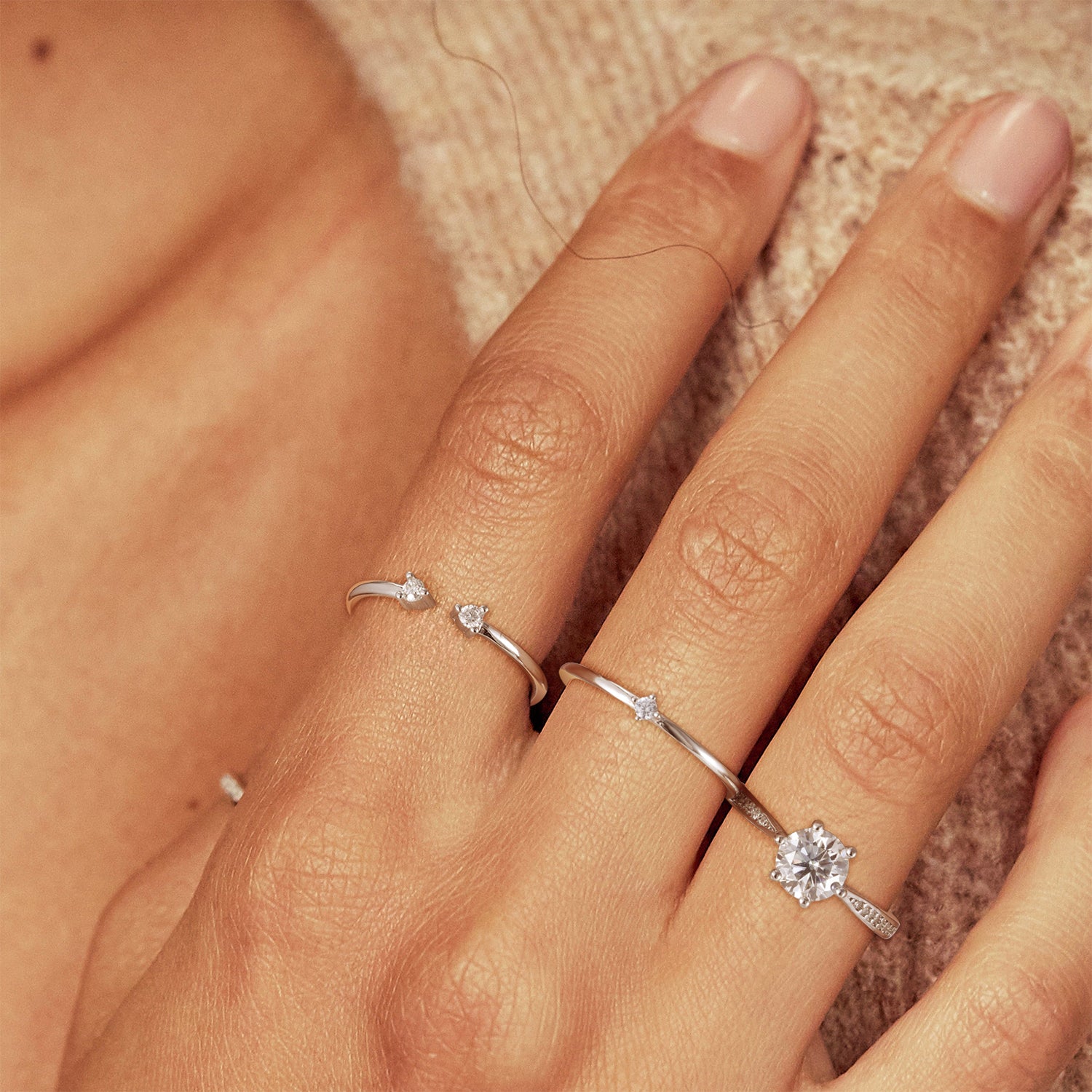 moissanite travel rings, round cut engagement rings, moissanite ring, moissanite wedding rings, affordable moissanite engagement rings, moissanite promise ring, 1ct moissanite rings