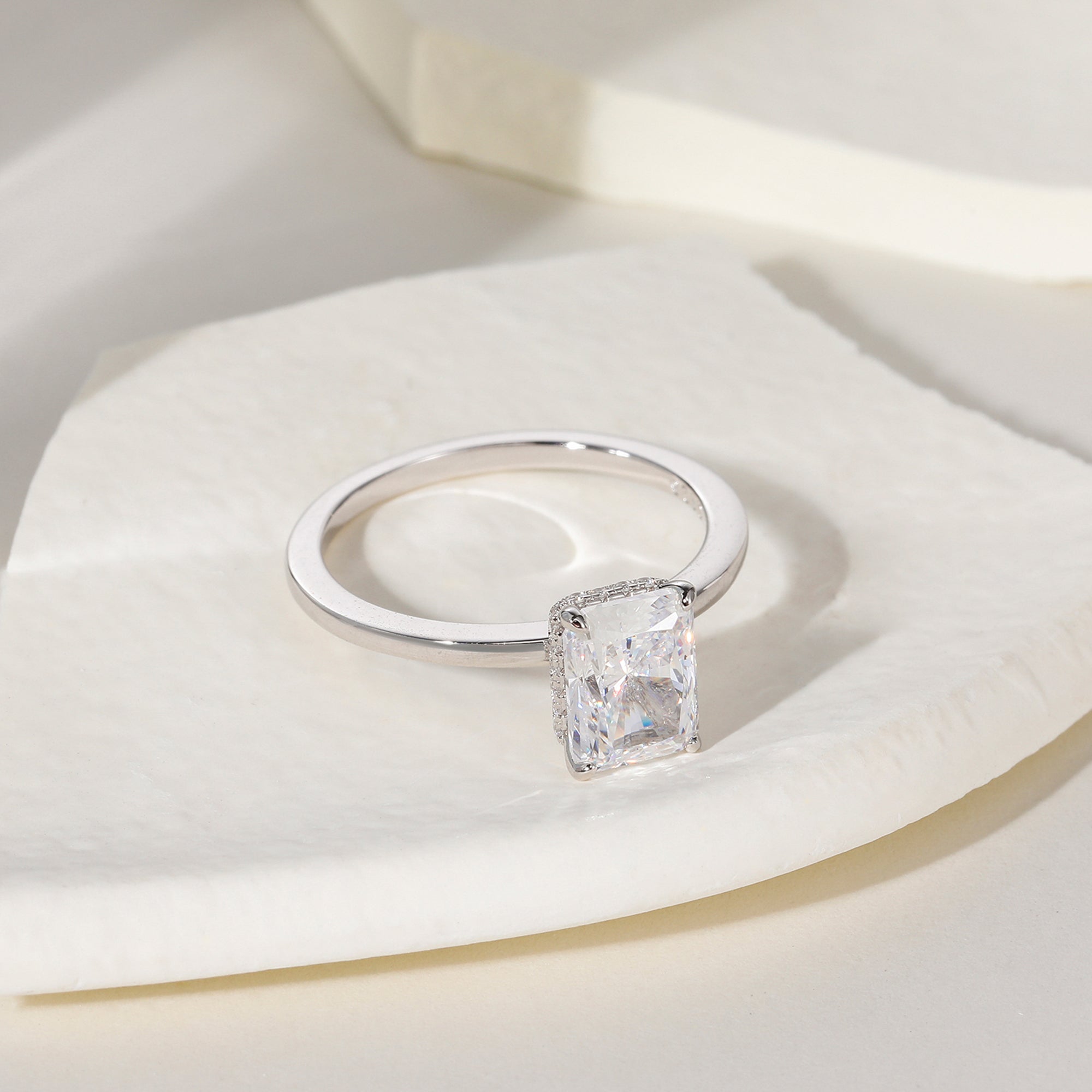 radiant cut engagement rings, radiant cut, radiant diamond, radiant cut diamond ring, radiant cut ring, radiant diamond ring, 2 carat radiant cut diamond ring, cubic zirconia engagement rings, cubic zirconia wedding rings, travel ring, cz stones, fake diamond rings