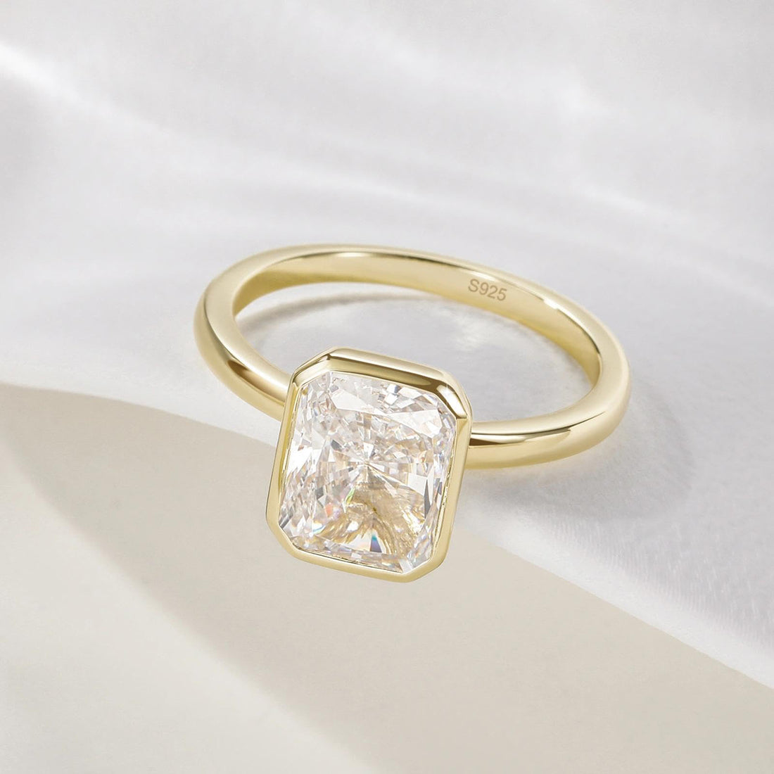 3CT Cubic Zirconia Bezel Wedding Ring