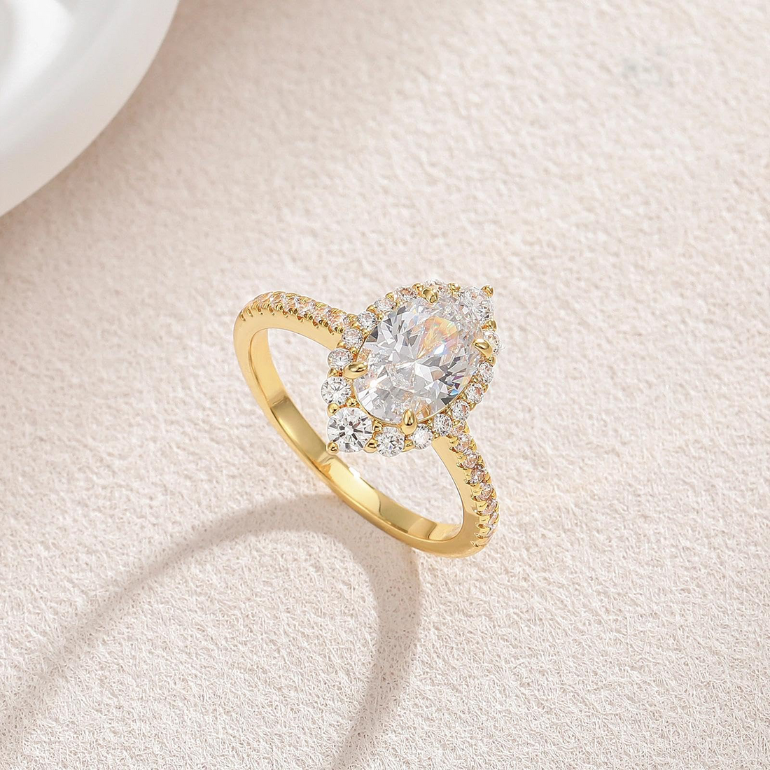 zirconia wedding ring, vintage wedding rings, oval wedding rings, cheap wedding rings, oval cut engagement rings, oval wedding rings, silver oval rings, 3 carat oval diamond ring, travel ring, fake diamond ring