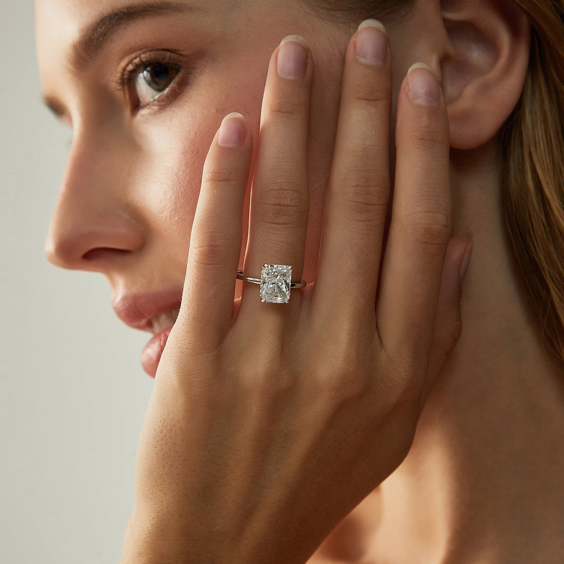 radiant cut engagement rings, radiant cut, radiant diamond, radiant cut diamond ring, radiant cut ring, radiant diamond ring, 4 carat radiant cut diamond ring, cubic zirconia engagement rings, cubic zirconia wedding rings, fake diamond rings, travel ring