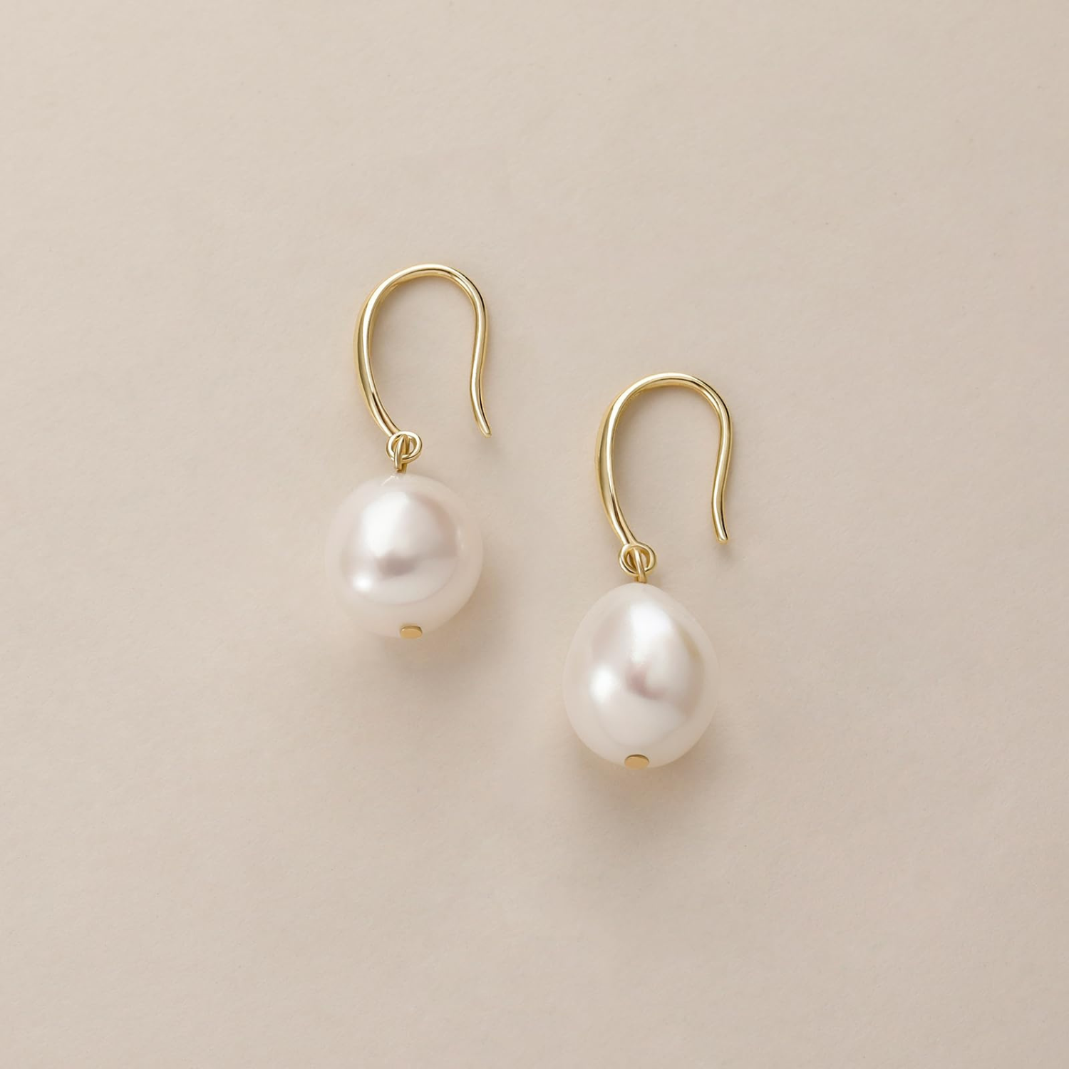 pearl earrings, huggie earrings, drop earrings, gold earrings, 14k gold plated, freshwater pearls, pearl bridal earrings, pearl wedding earrings, freshwater pearl earrings for women, gold plated earrings, white pearls, Baroque Freshwater Pearl Hoop Earrings, Pearl Hoop Earrings