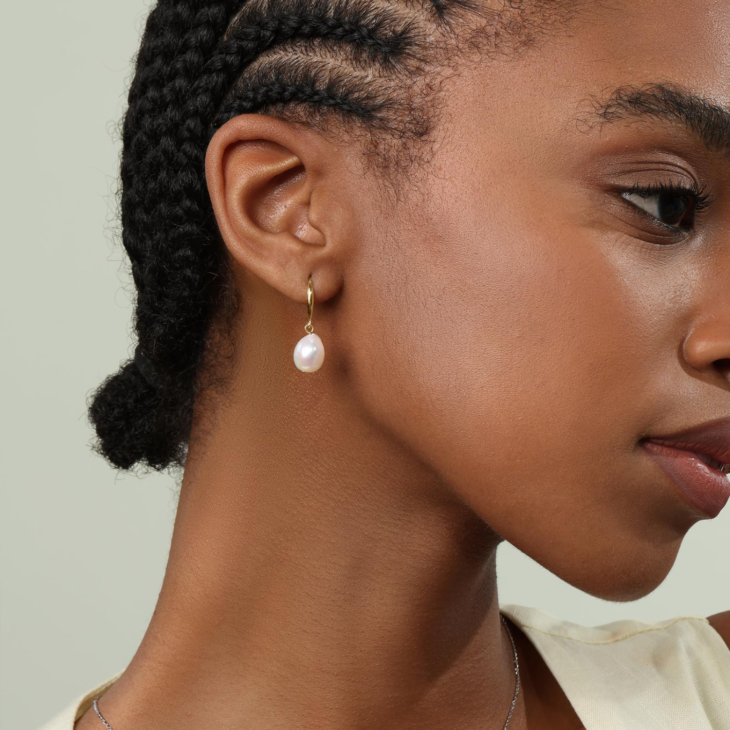 pearl earrings, huggie earrings, drop earrings, gold earrings, 14k gold plated, freshwater pearls, pearl bridal earrings, pearl wedding earrings, freshwater pearl earrings for women, gold plated earrings, white pearls, Baroque Freshwater Pearl Hoop Earrings, Pearl Hoop Earrings