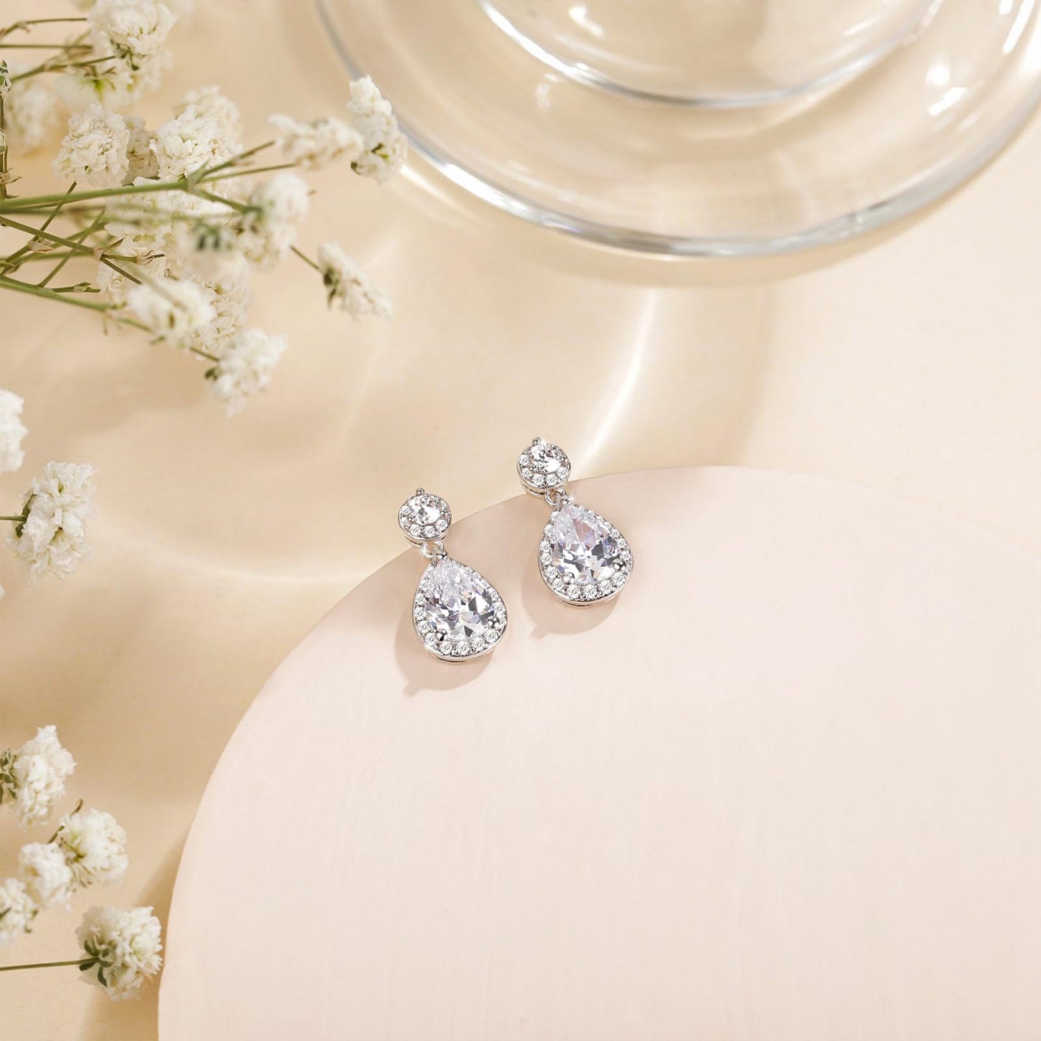 oval cut, pear cut, sterling silver, cubic zirconia usa, stud errings, post earrings