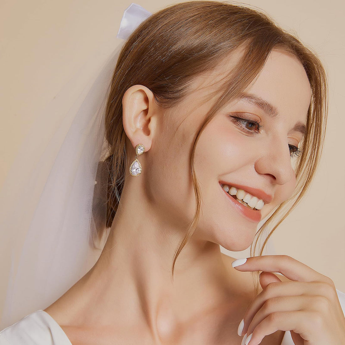 teardrop, bridal earrings, engagement earrings, prom earrings
