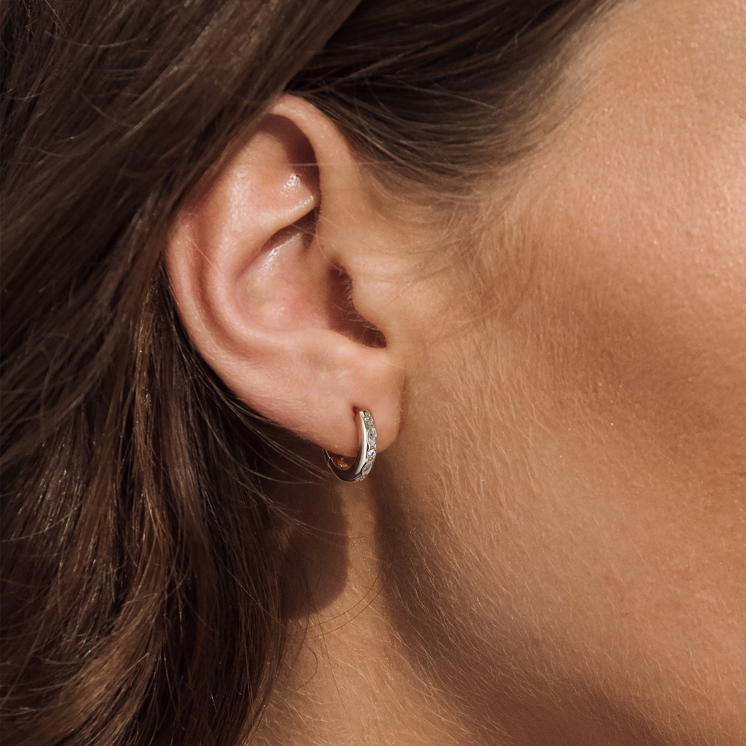 moissanite hoop earrings, moissanite earrings, s925 earrings, silver hoop earrings, gold plated earrings, huggie earrings