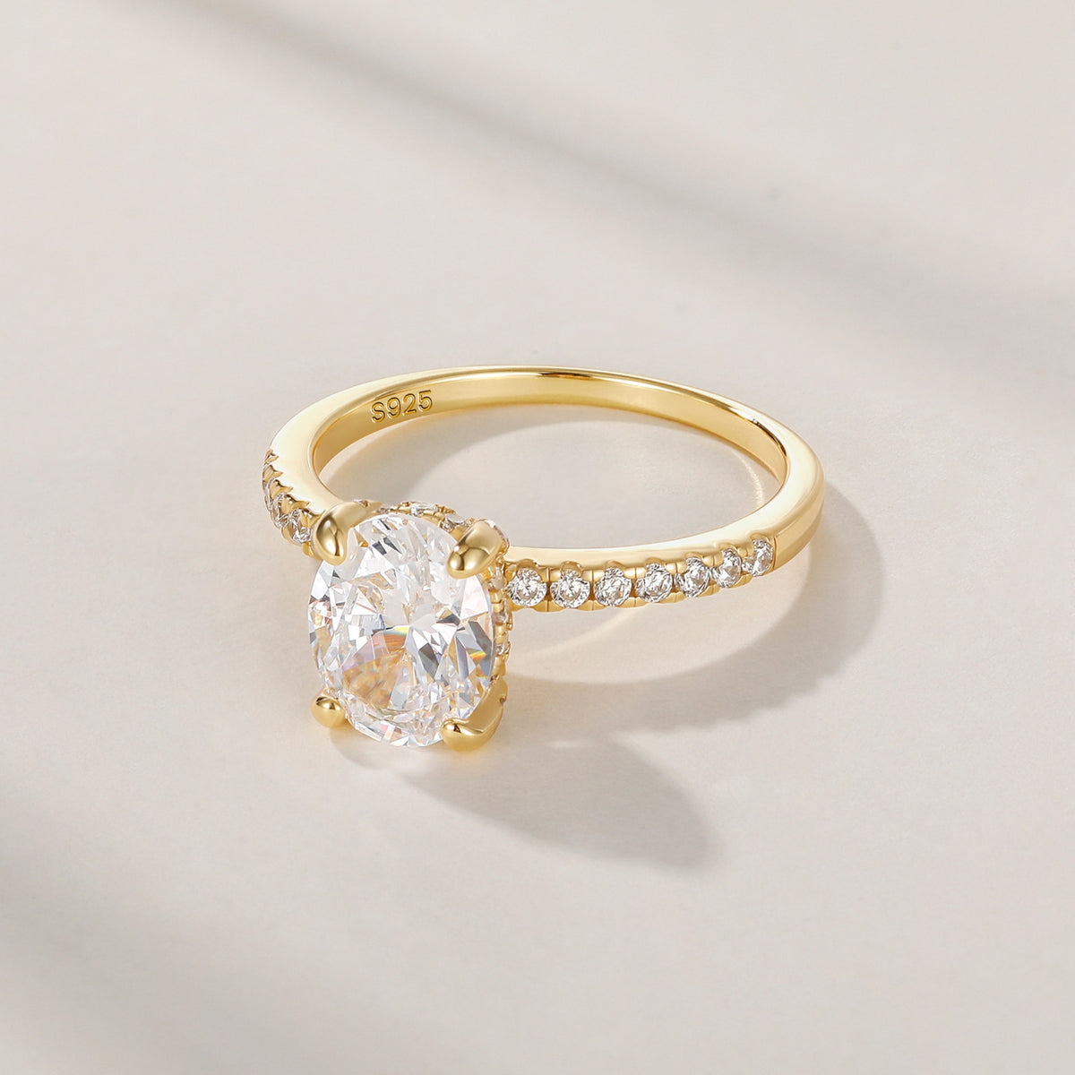 eamti rings, oval engagement rings, cubic zirconia wedding rings, oval zirconia ring, cubic zirconia oval ring, cubic zirconia engagement rings, cubic zirconia wedding rings, engagement rings for women, cz engagement rings, cubic zirconia rings, travel ring