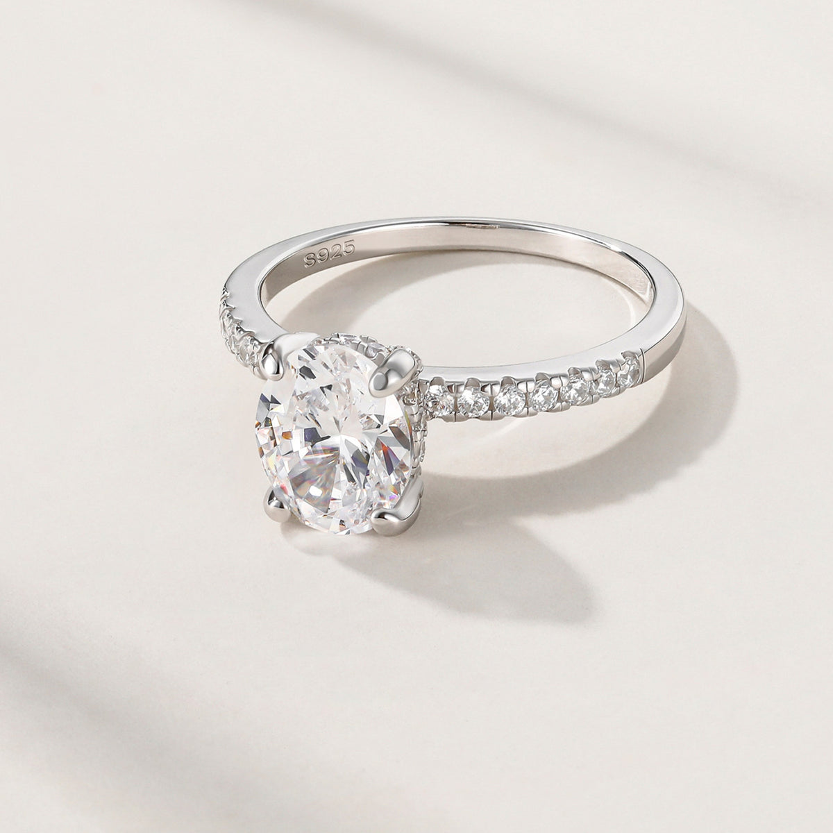 oval engagement rings, cubic zirconia wedding rings, oval zirconia ring, cubic zirconia oval ring, cubic zirconia engagement rings, cubic zirconia wedding rings, engagement rings for women, cz engagement rings, cubic zirconia rings, travel ring