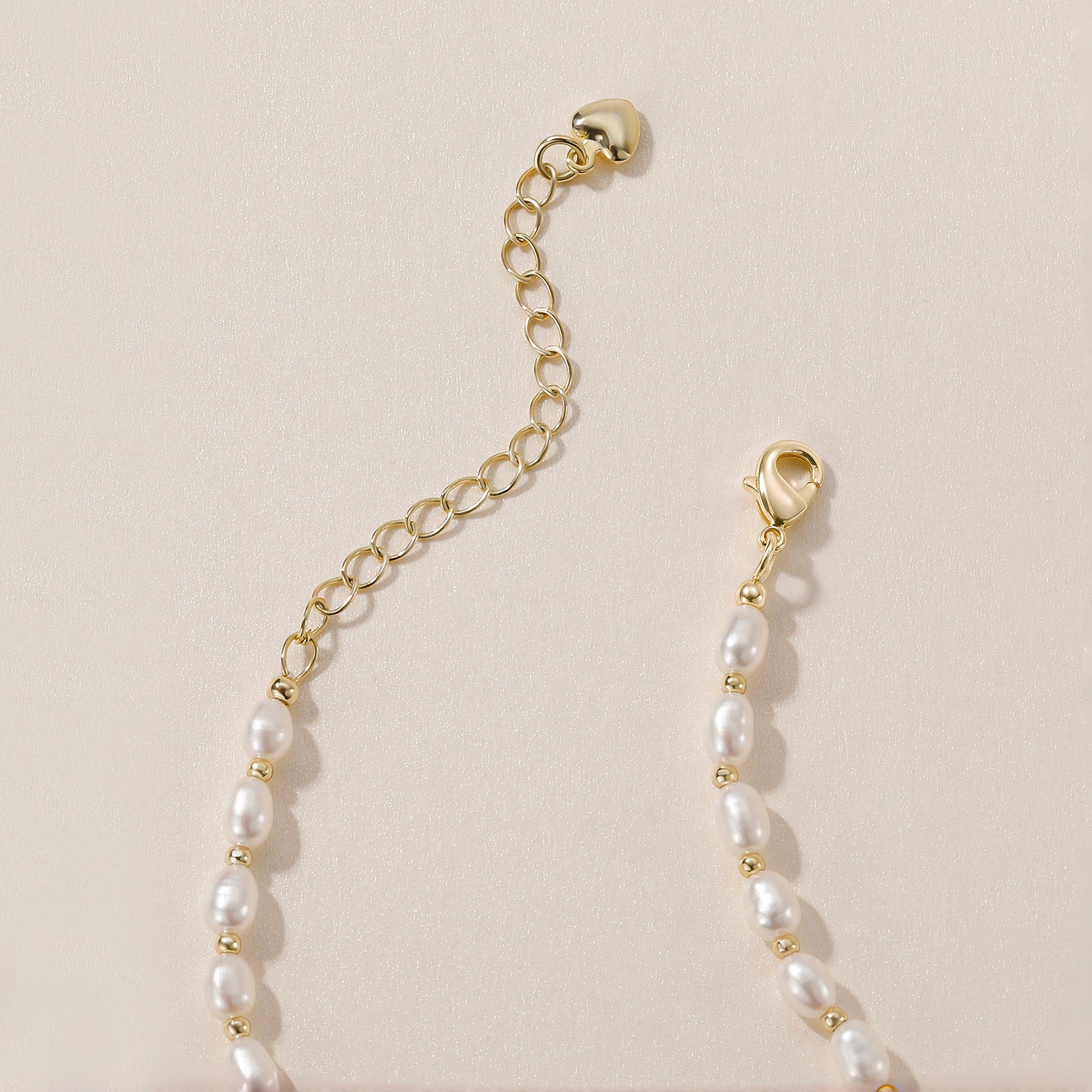 pearl necklace, beaded choker, freshwater pearls, 14K Yellow gold plated brass pearls necklace, freshwater pearl necklace, pearl necklace for brides, wedding pearl necklace, white pearl, pearl choker necklace​, gold and pearl necklace​, white pearl necklace​, chunky pearl necklace, tiny pearl necklace, necklace pearl chain