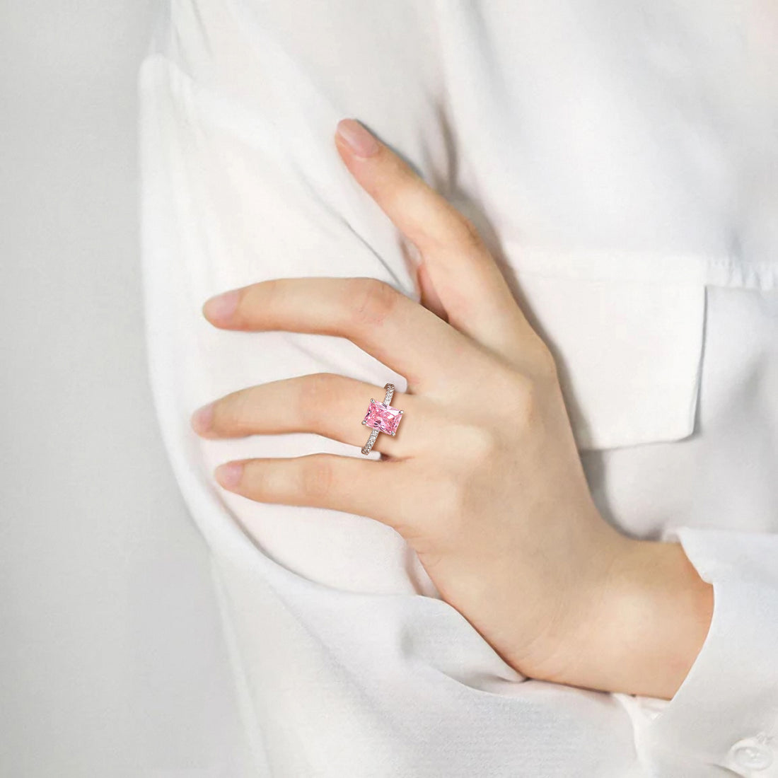 Anello in argento sterling 925 con zirconi rosa radianti