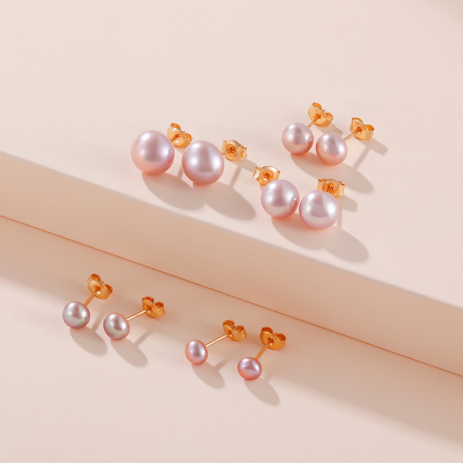 pearl stud earrings, purple pearls, pearl wedding earrings, pearl bridal earrings, affordable jewelry, pearl jewelry for mom