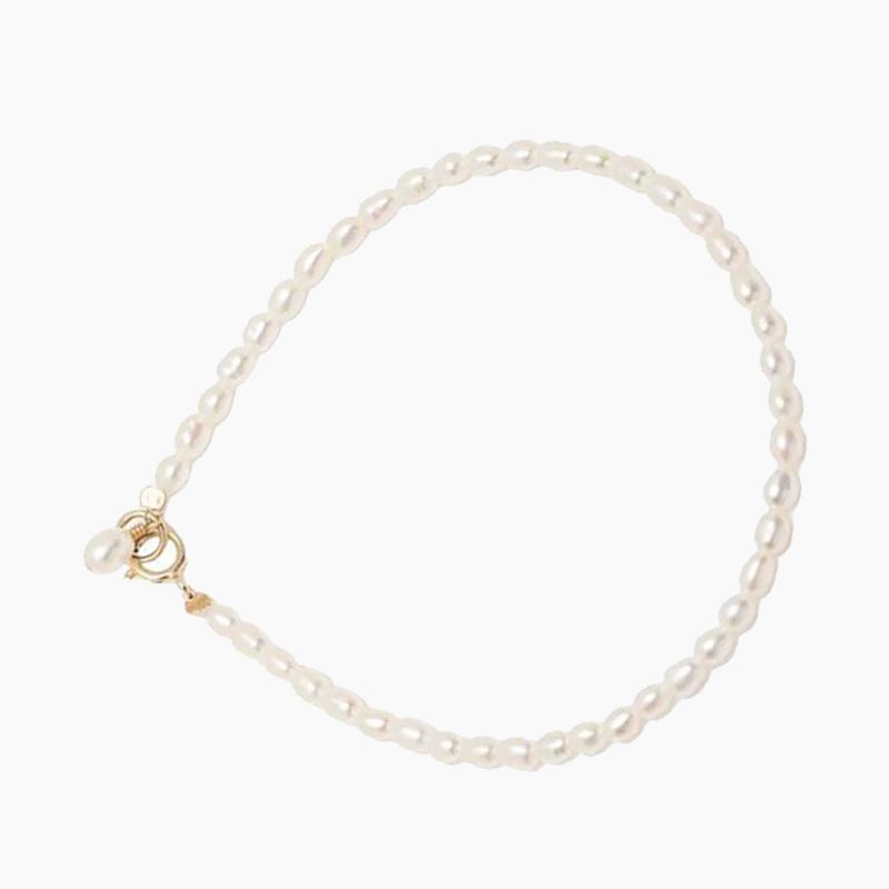 Classic Dainty Pearl Bracelet