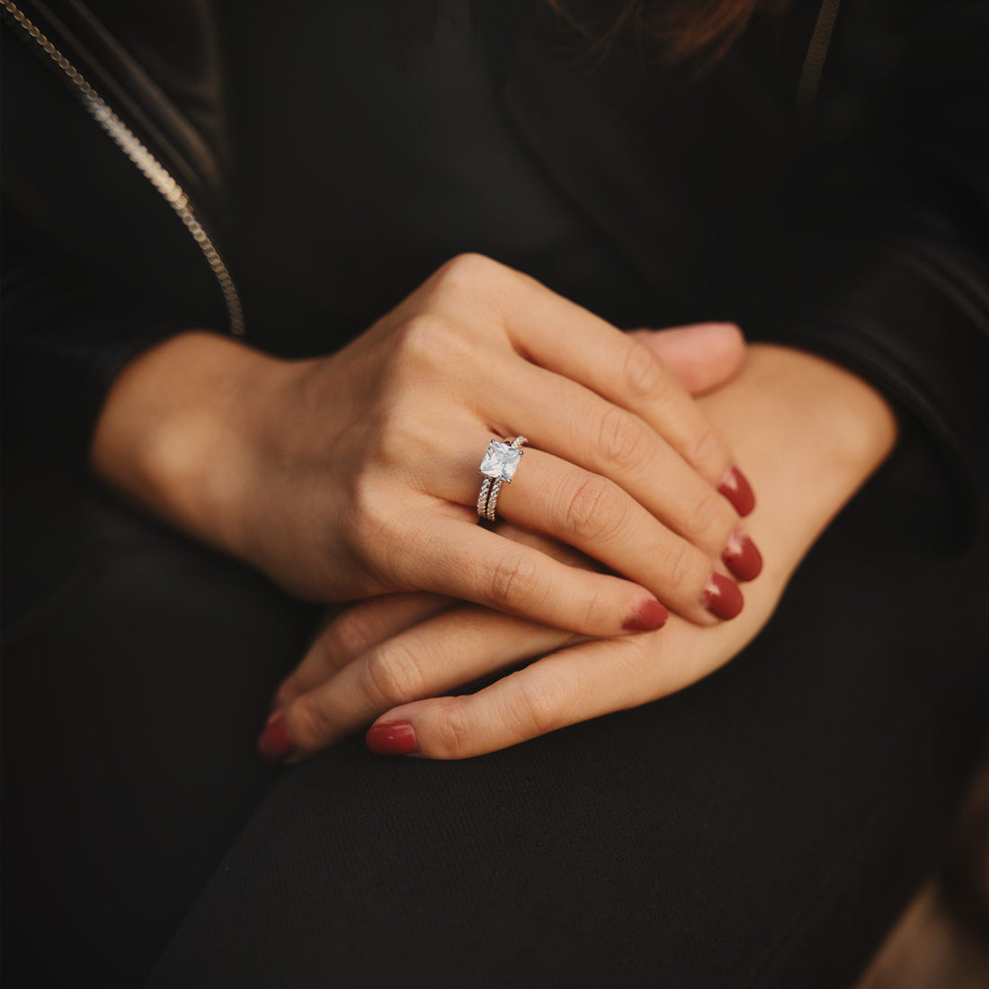 Anello di fidanzamento in argento sterling 925 con taglio principessa