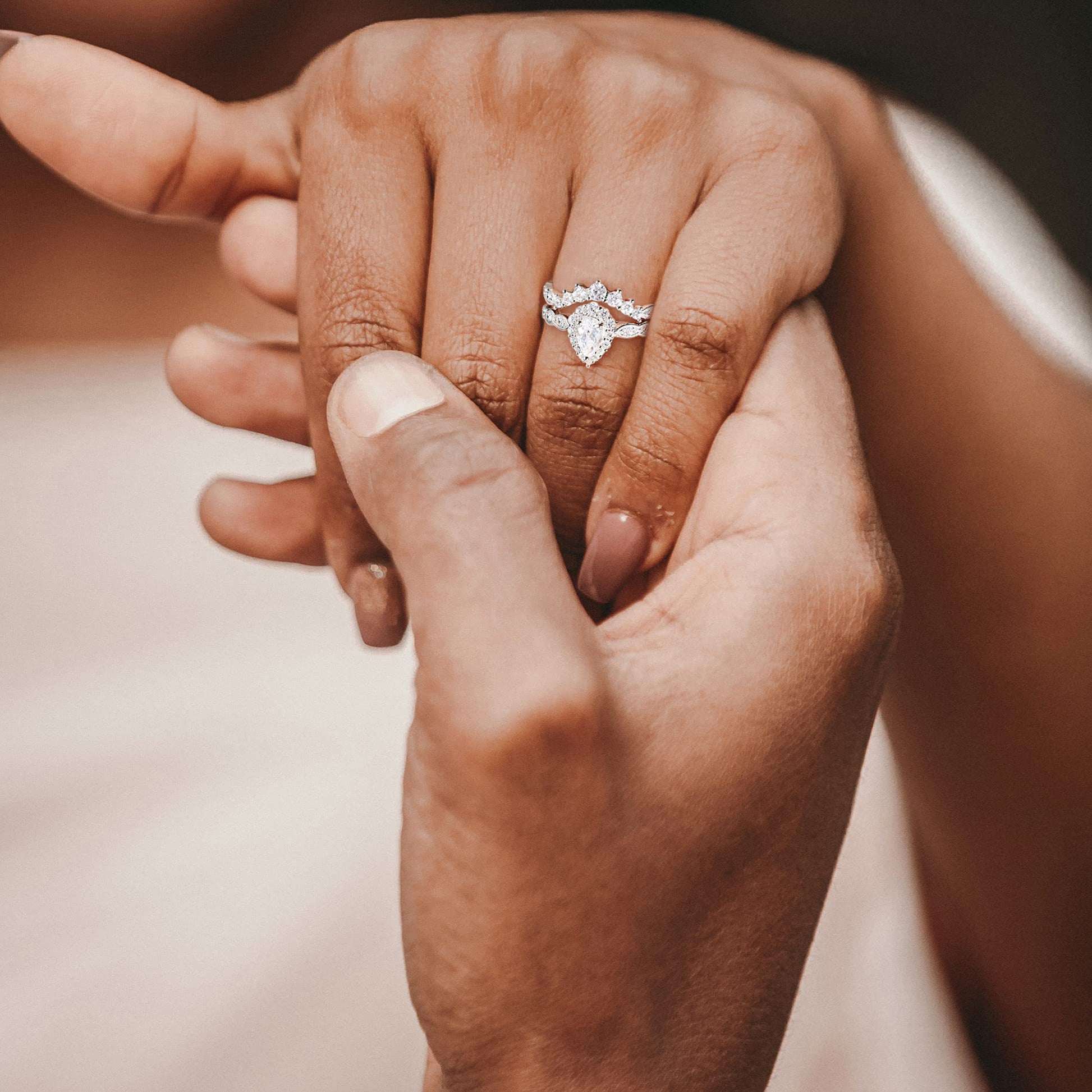teardrop rings, pear engagement rings, pear shaped engagement ring, bridal set wedding ring, rings set, ring couple set